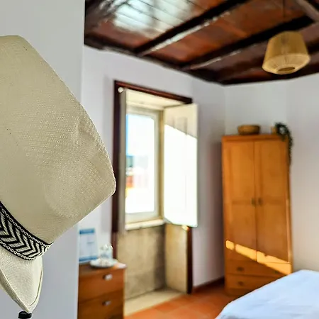 Guest house Torre De Santiago - Vila Praia de Ancora