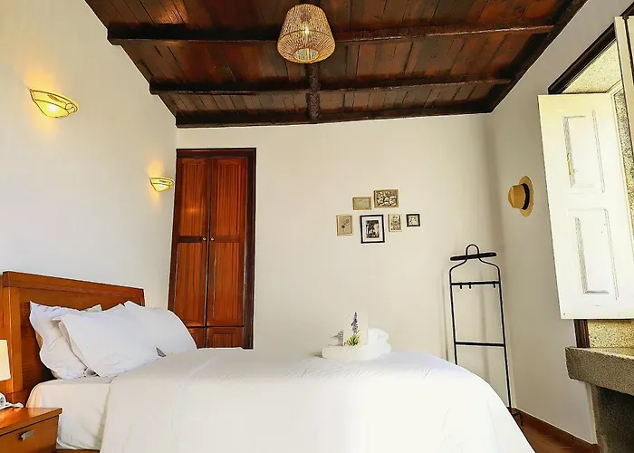 Guest house Torre De Santiago -